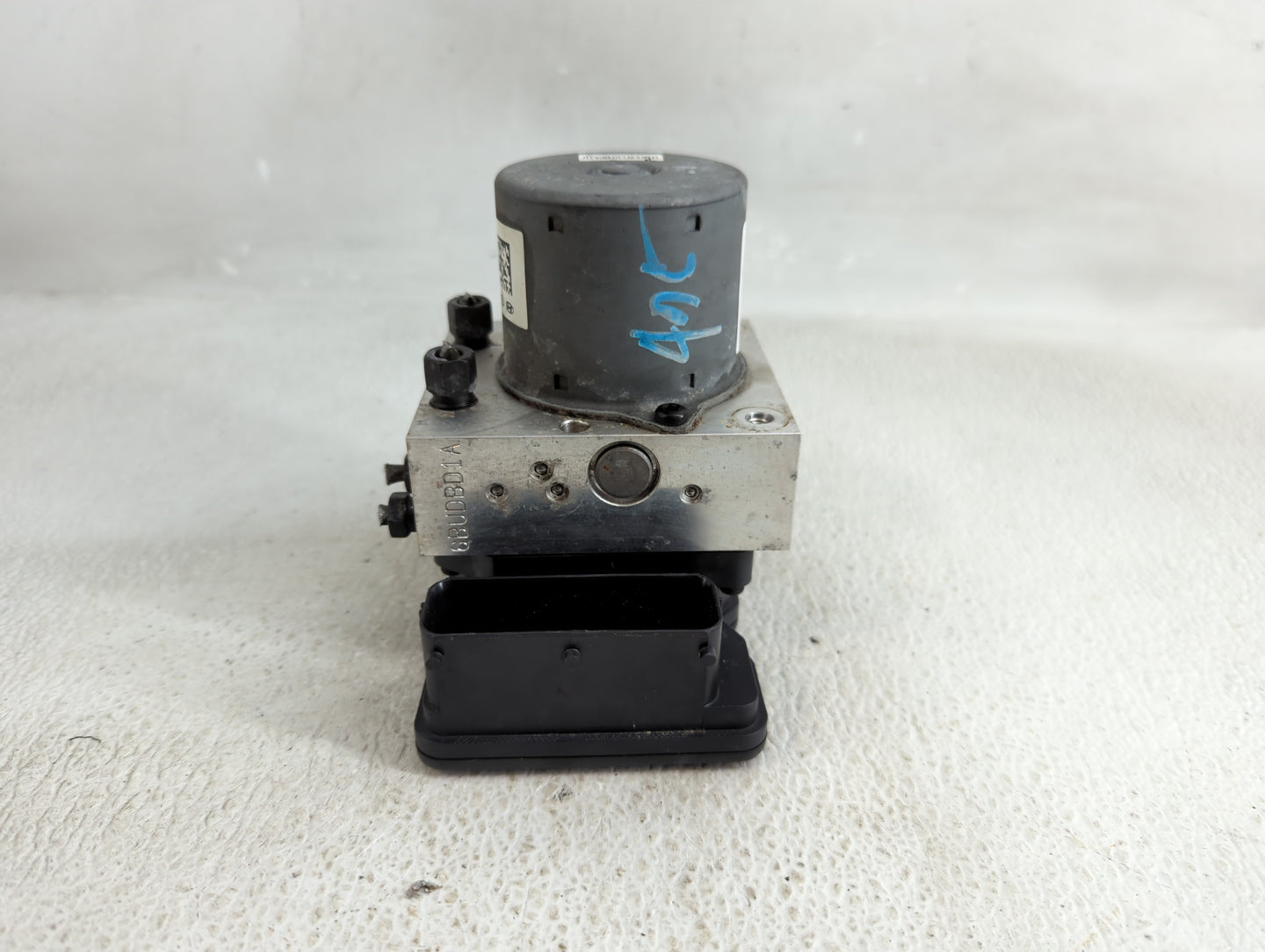 2013-2015 Hyundai Genesis ABS Pump Control Module Replacement P/N:58920-2M830 Fits Fits 2013 2014 2015 OEM Used Auto Parts -