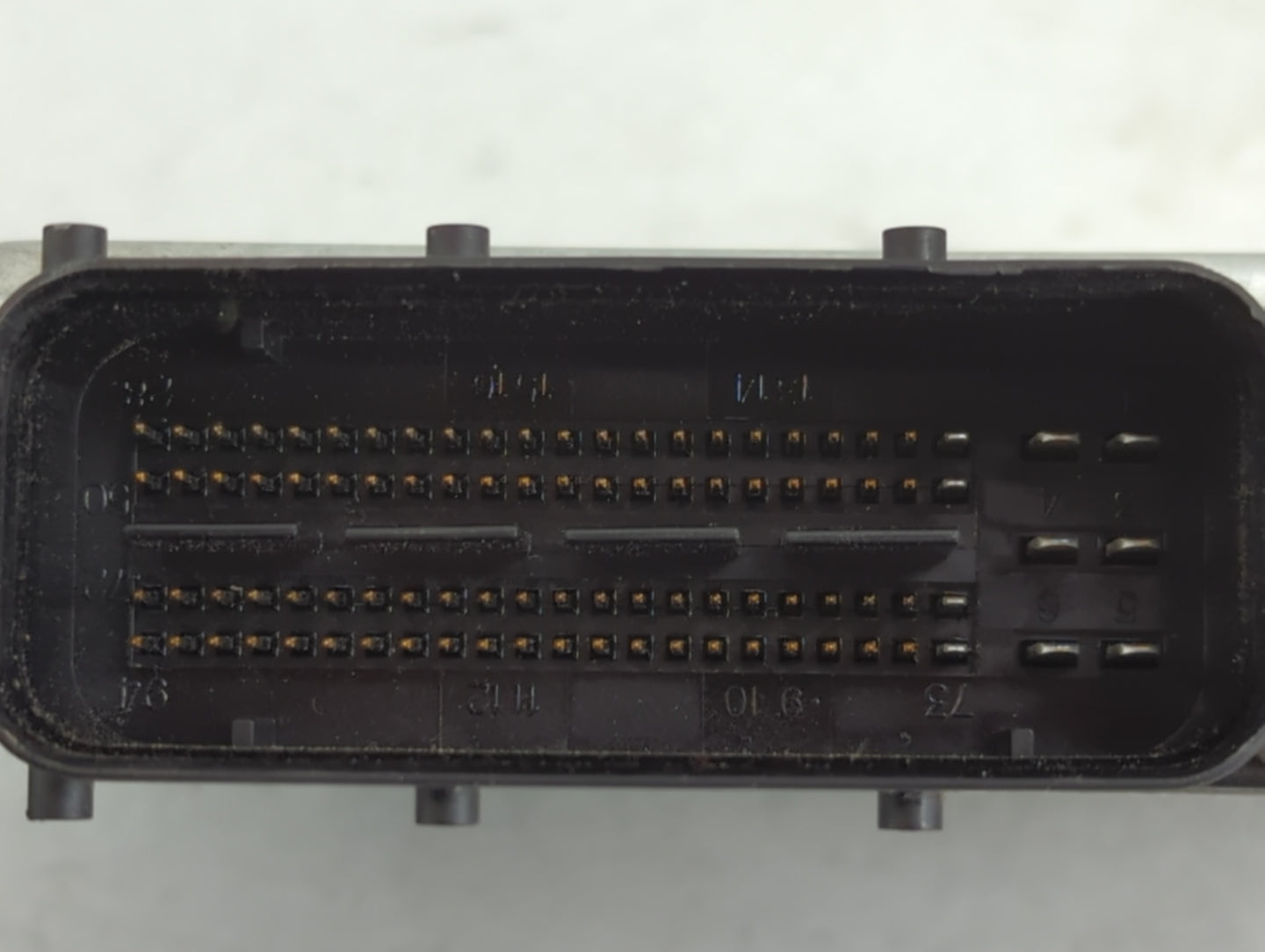 2013-2014 Hyundai Genesis PCM Engine Control Computer ECU ECM PCU OEM P/N:39122-2C050 39172-2C050 Fits Fits 2013 2014 OEM Us