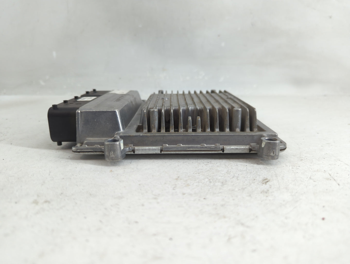 2013-2014 Hyundai Genesis PCM Engine Control Computer ECU ECM PCU OEM P/N:39122-2C050 39172-2C050 Fits Fits 2013 2014 OEM Us
