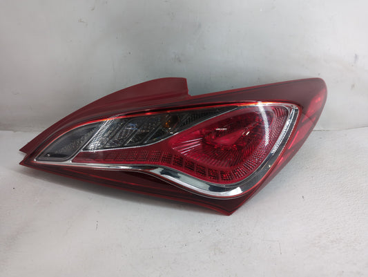 2013-2016 Hyundai Genesis Tail Light Assembly Passenger Right OEM Fits Fits 2013 2014 2015 2016 OEM Used Auto Parts - Oemuse