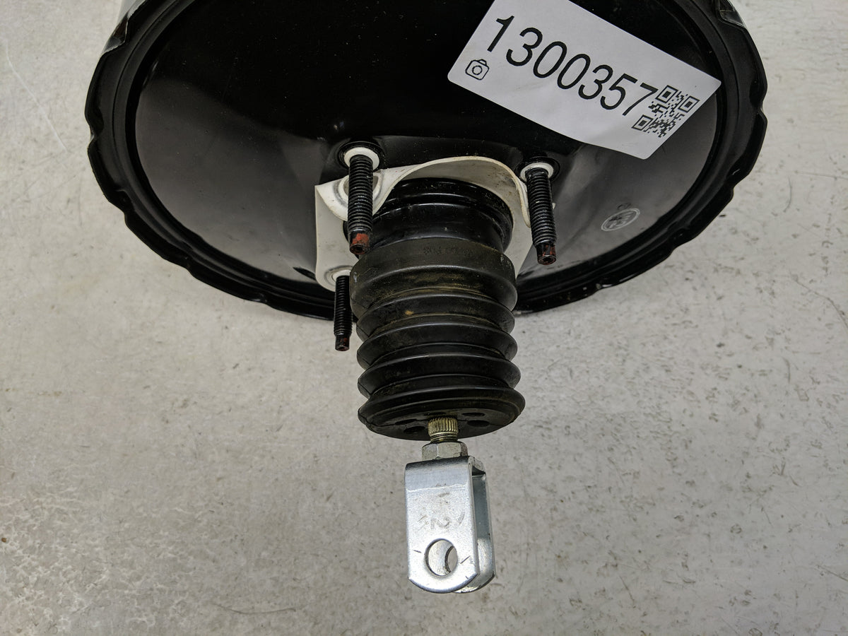 2009-2014 Hyundai Genesis Power Brake Booster Oem - Oemusedautoparts1.com