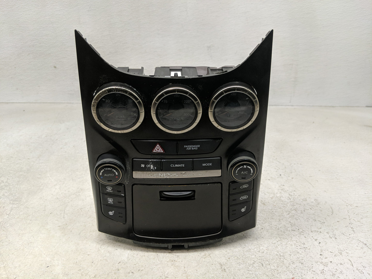 2013-2015 Hyundai Genesis Climate Control Module Temperature AC/Heater Replacement P/N:97250-2MFP0 Fits Fits 2013 2014 2015 