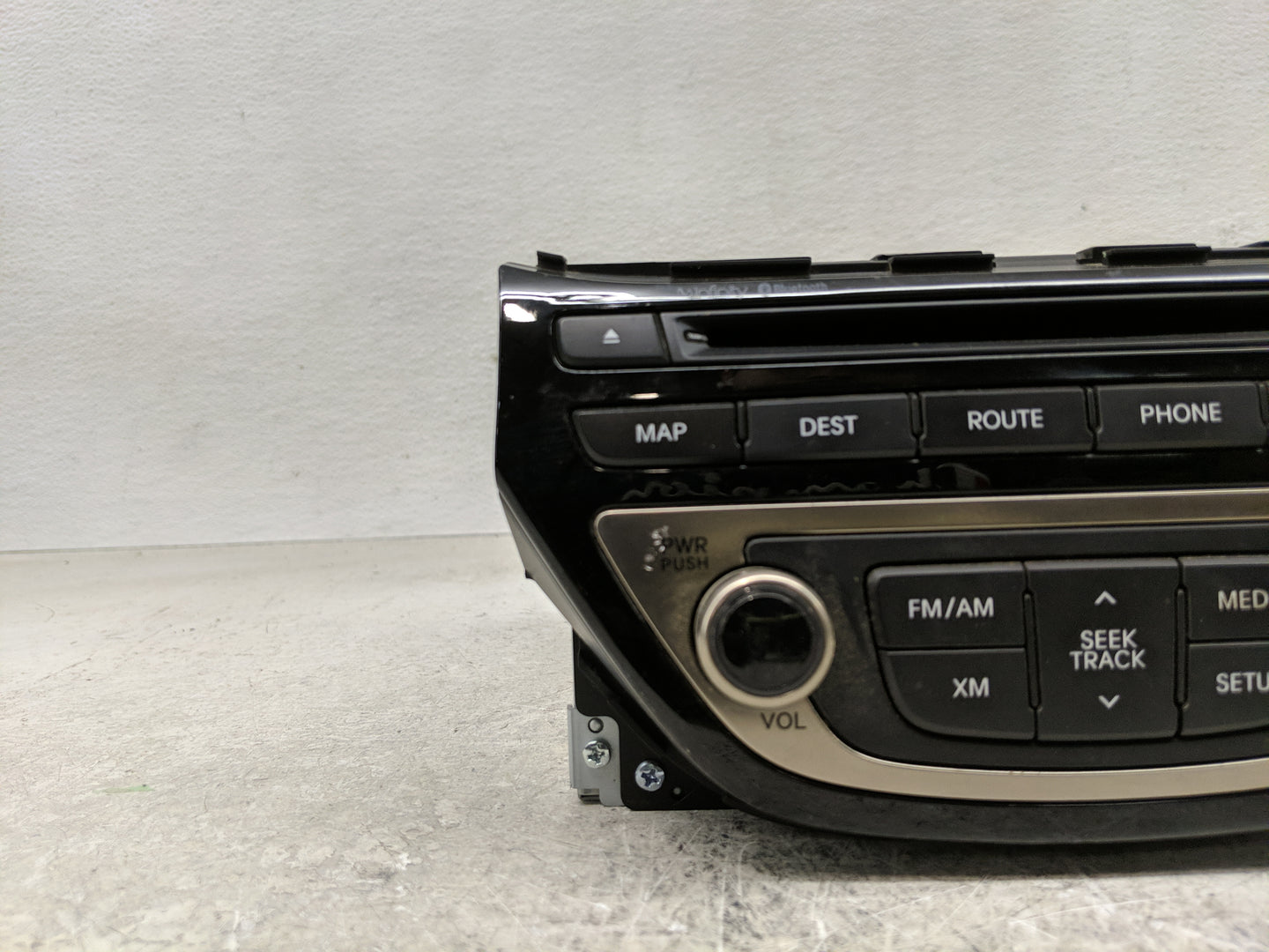 2013-2015 Hyundai Genesis Radio AM FM Cd Player Receiver Replacement P/N:96560-2M760YHG Fits Fits 2013 2014 2015 OEM Used Au