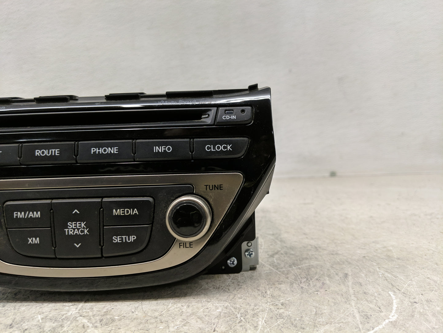 2013-2015 Hyundai Genesis Radio AM FM Cd Player Receiver Replacement P/N:96560-2M760YHG Fits Fits 2013 2014 2015 OEM Used Au
