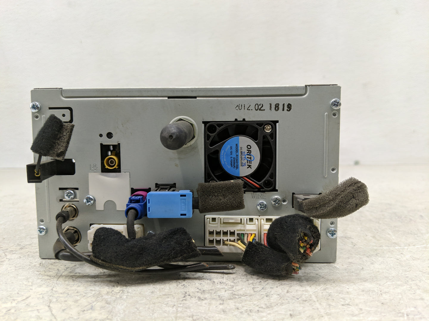 2013-2015 Hyundai Genesis Radio AM FM Cd Player Receiver Replacement P/N:96560-2M760YHG Fits Fits 2013 2014 2015 OEM Used Au