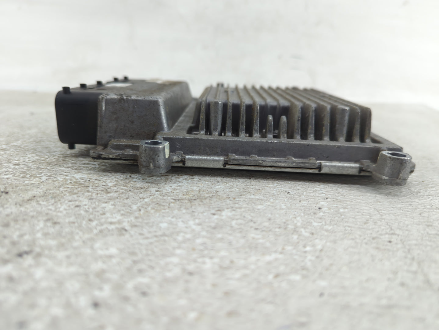 2013-2014 Hyundai Genesis PCM Engine Control Computer ECU ECM PCU OEM P/N:39122-02C050 39172-2C050 Fits Fits 2013 2014 OEM U