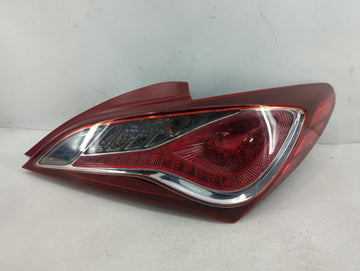 2013-2016 Hyundai Genesis Tail Light Assembly Passenger Right OEM Fits Fits 2013 2014 2015 2016 OEM Used Auto Parts - Oemuse