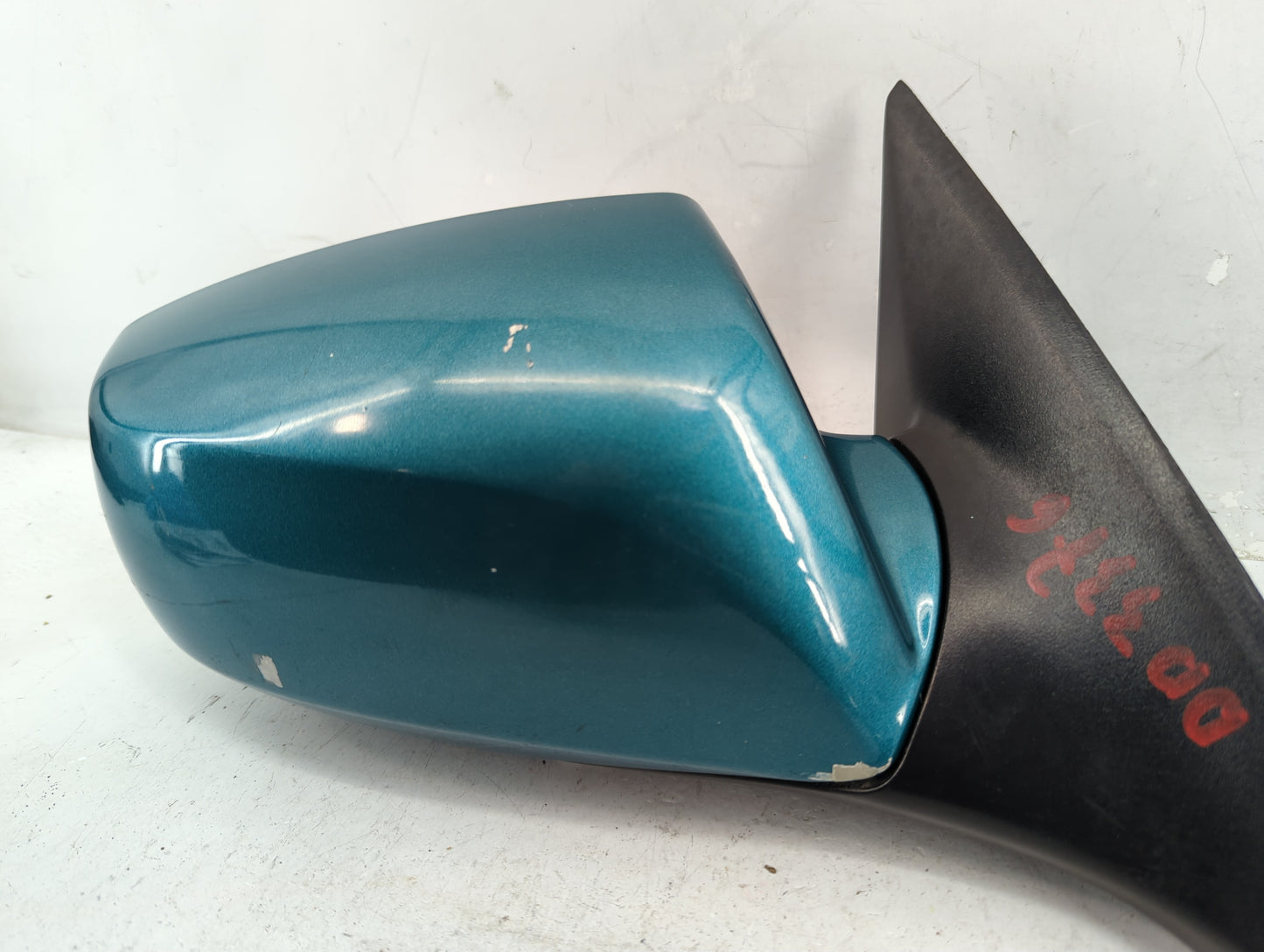 2009-2016 Hyundai Genesis Passenger Side View Mirror - Right Door Mirror OEM Used - Oemusedautoparts1.com