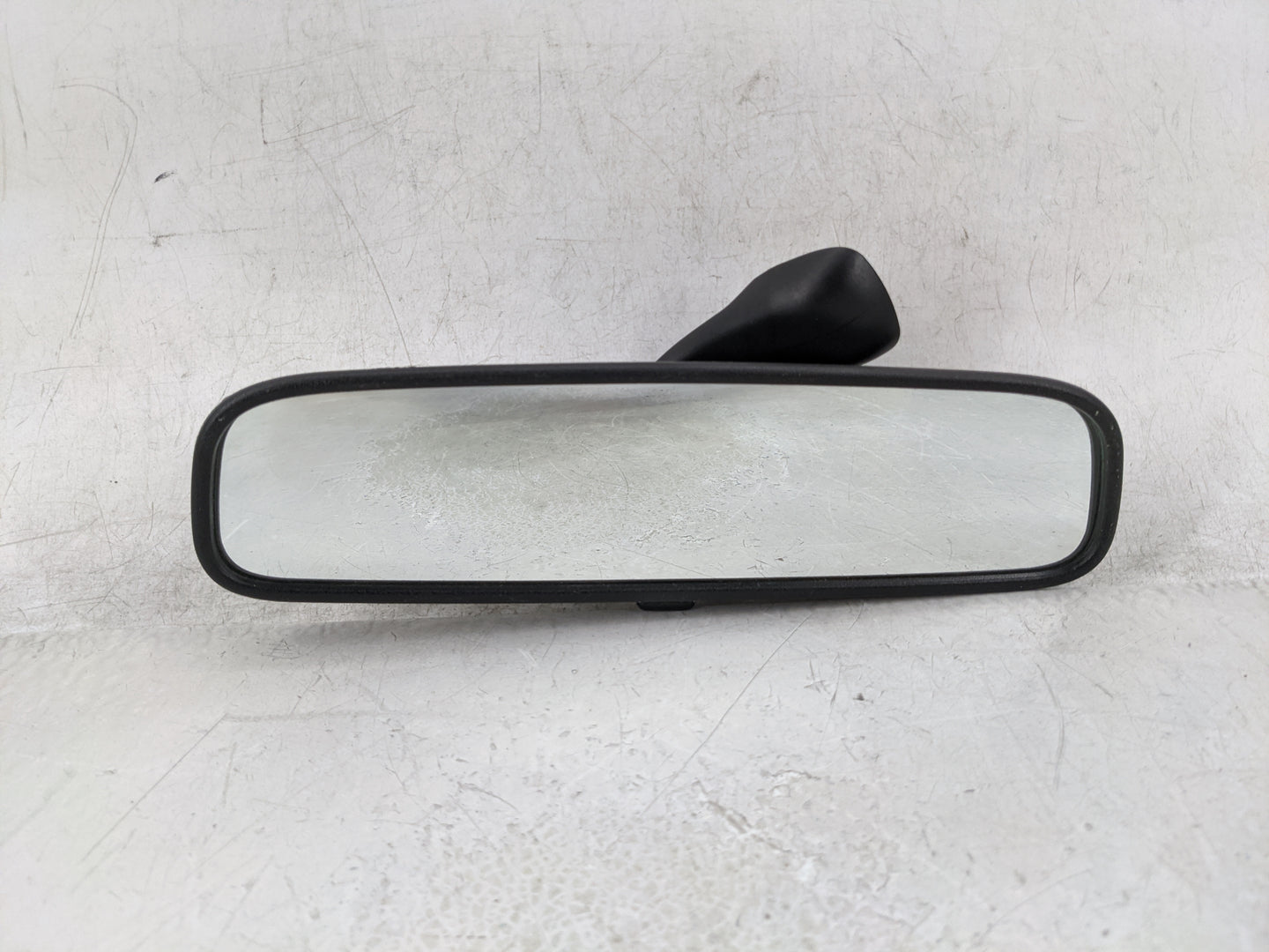 2009-2016 Hyundai Genesis Interior Rear View Mirror Replacement OEM Fits OEM Used Auto Parts - Oemusedautoparts1.com