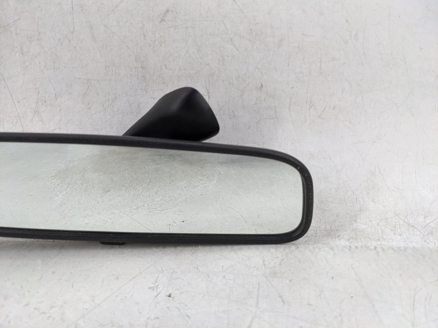 2009-2016 Hyundai Genesis Interior Rear View Mirror Replacement OEM Fits OEM Used Auto Parts - Oemusedautoparts1.com