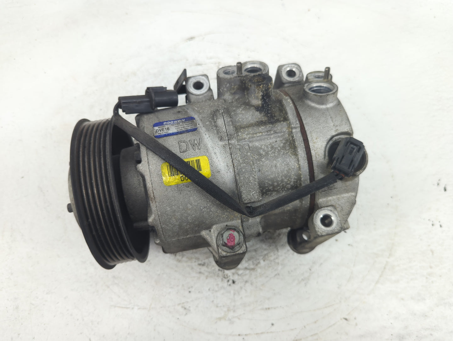 2013-2014 Hyundai Genesis Air Conditioning A/c Ac Compressor Oem - Oemusedautoparts1.com