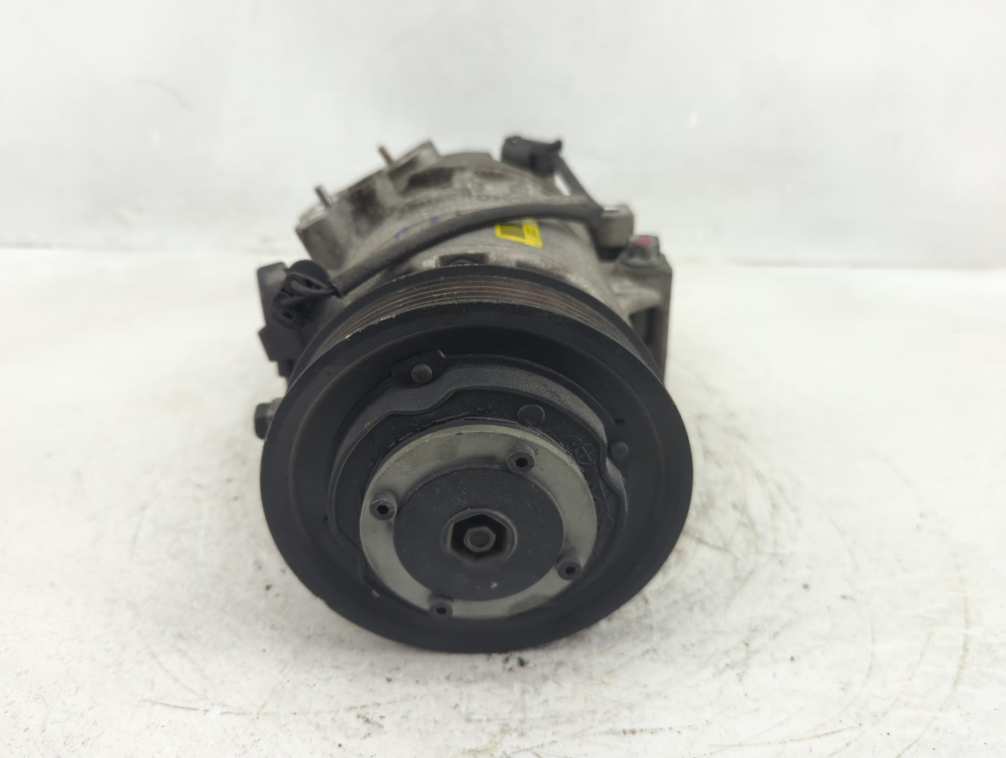 2013-2014 Hyundai Genesis Air Conditioning A/c Ac Compressor Oem - Oemusedautoparts1.com