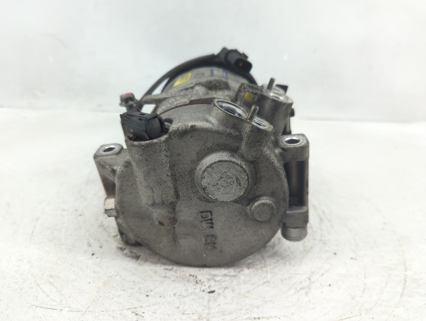 2013-2014 Hyundai Genesis Air Conditioning A/c Ac Compressor Oem - Oemusedautoparts1.com