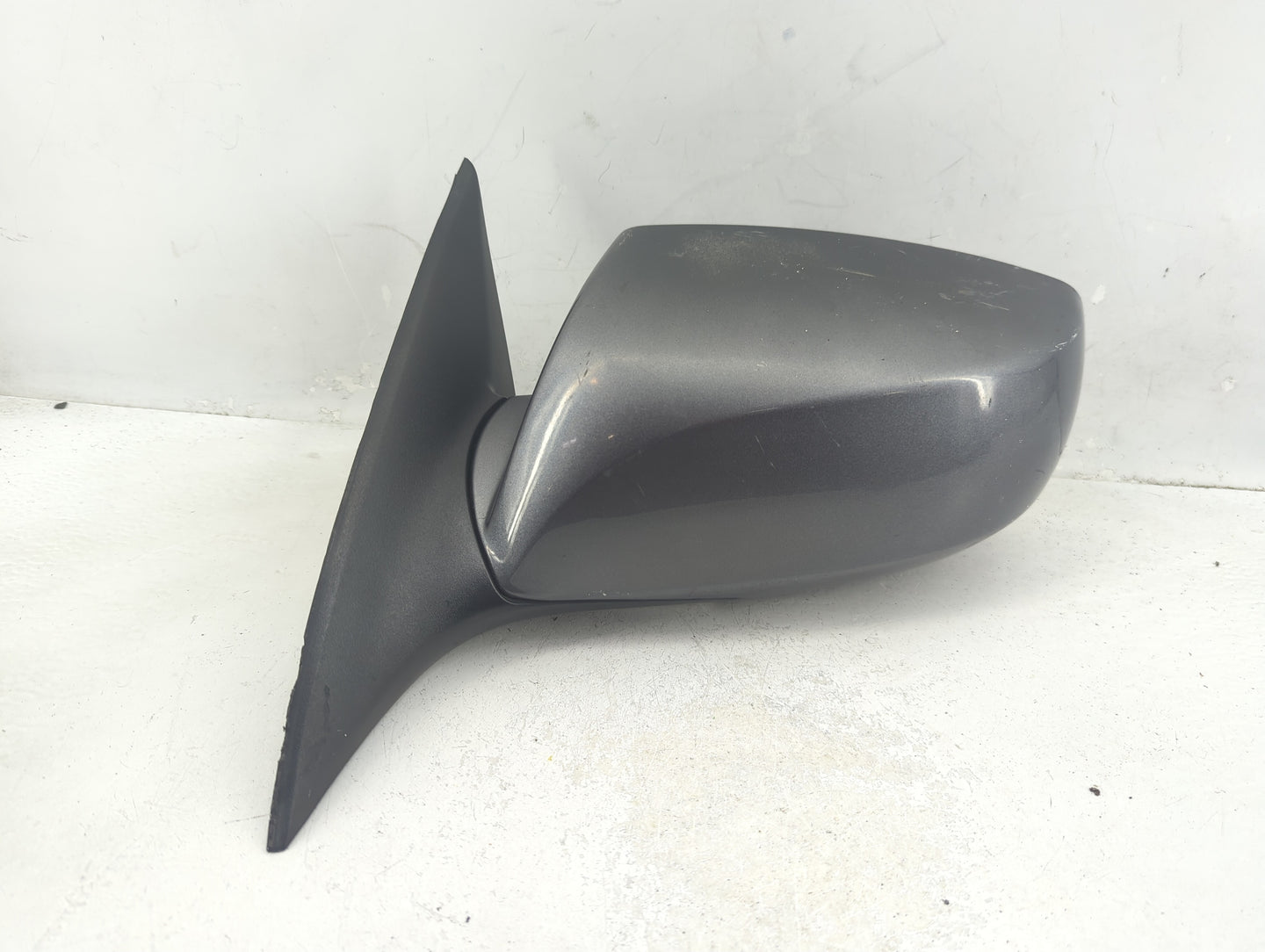 2009-2016 Hyundai Genesis Driver Side View Mirror - Left Door Mirror OEM Used - Oemusedautoparts1.com
