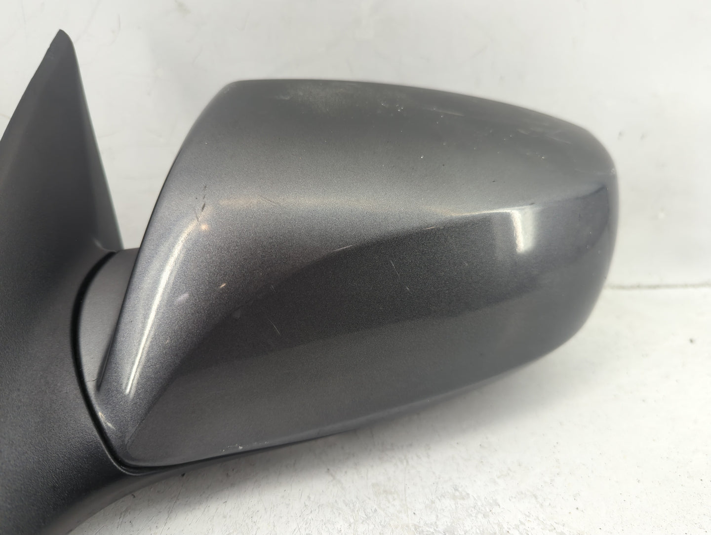 2009-2016 Hyundai Genesis Driver Side View Mirror - Left Door Mirror OEM Used - Oemusedautoparts1.com