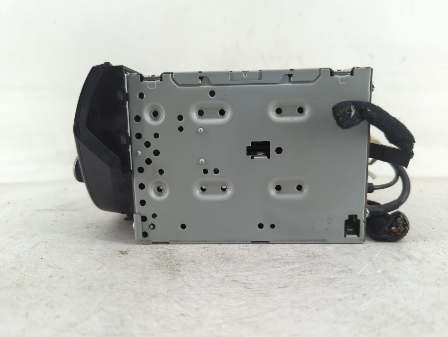 2013-2015 Hyundai Genesis Radio AM FM Cd Player Receiver Replacement P/N:96560-2M761YHG Fits Fits 2013 2014 2015 OEM Used Au