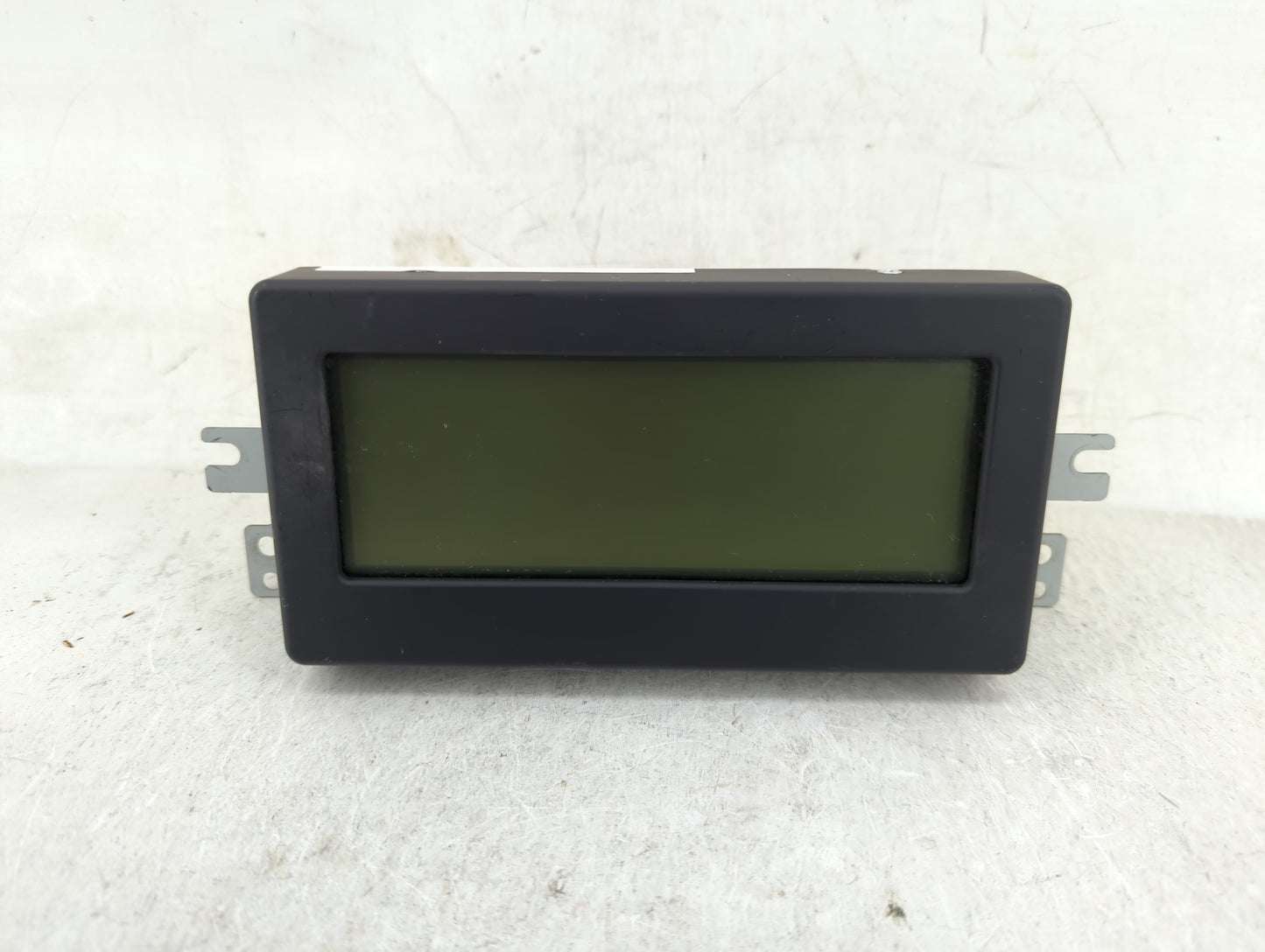 2013-2016 Hyundai Genesis Information Display Screen - Oemusedautoparts1.com