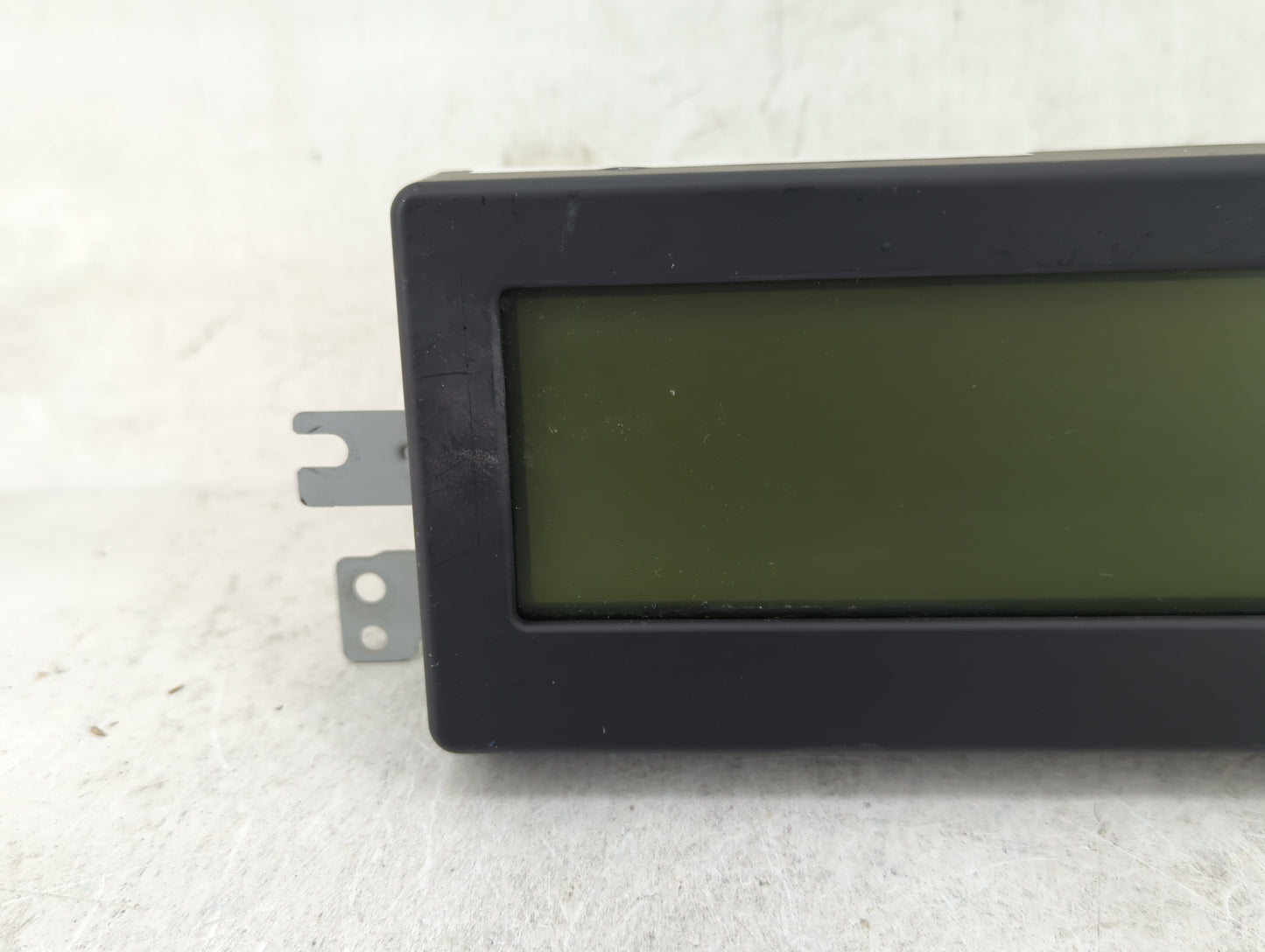 2013-2016 Hyundai Genesis Information Display Screen - Oemusedautoparts1.com