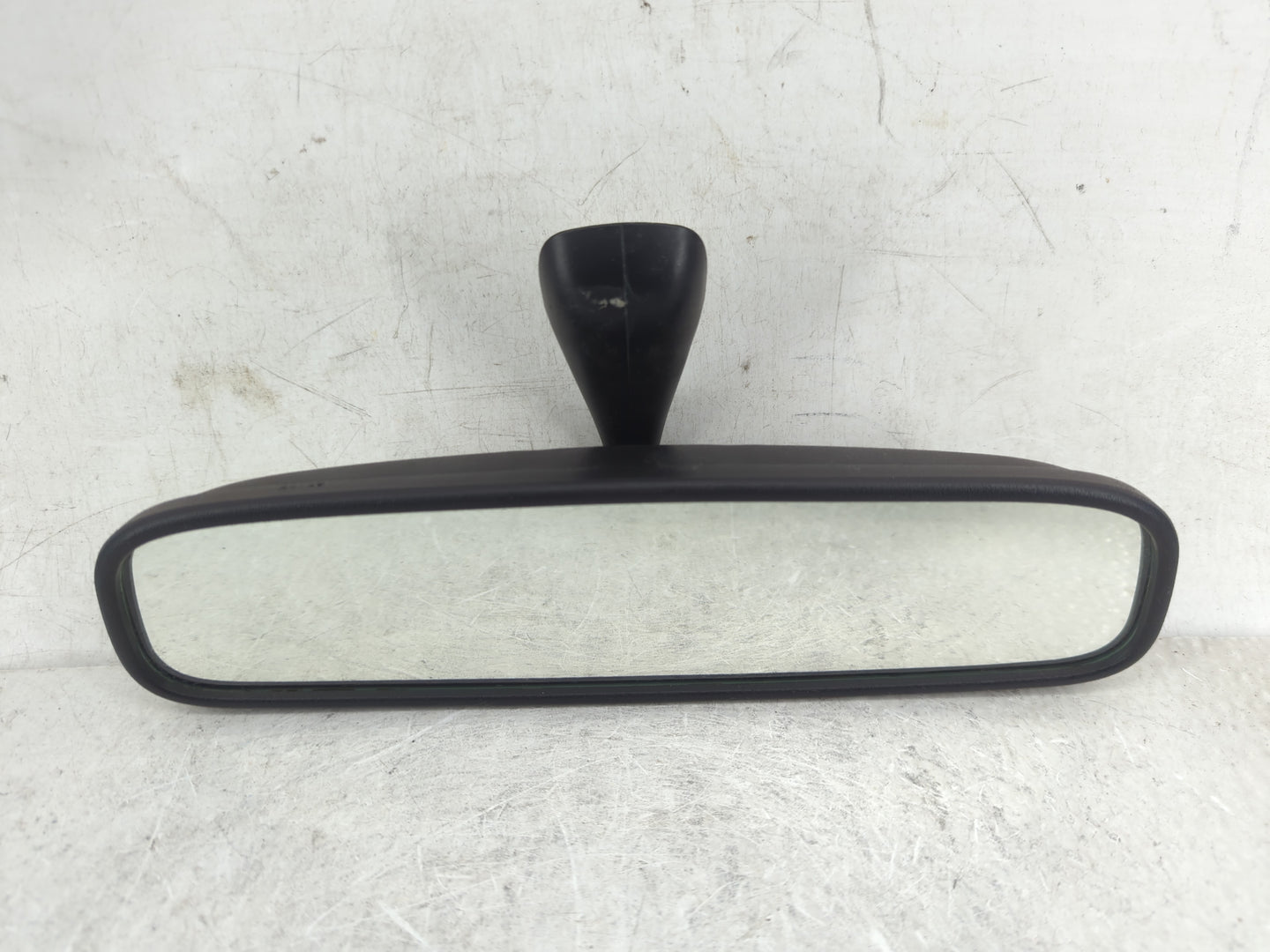 2009-2016 Hyundai Genesis Interior Rear View Mirror Replacement OEM Fits OEM Used Auto Parts - Oemusedautoparts1.com