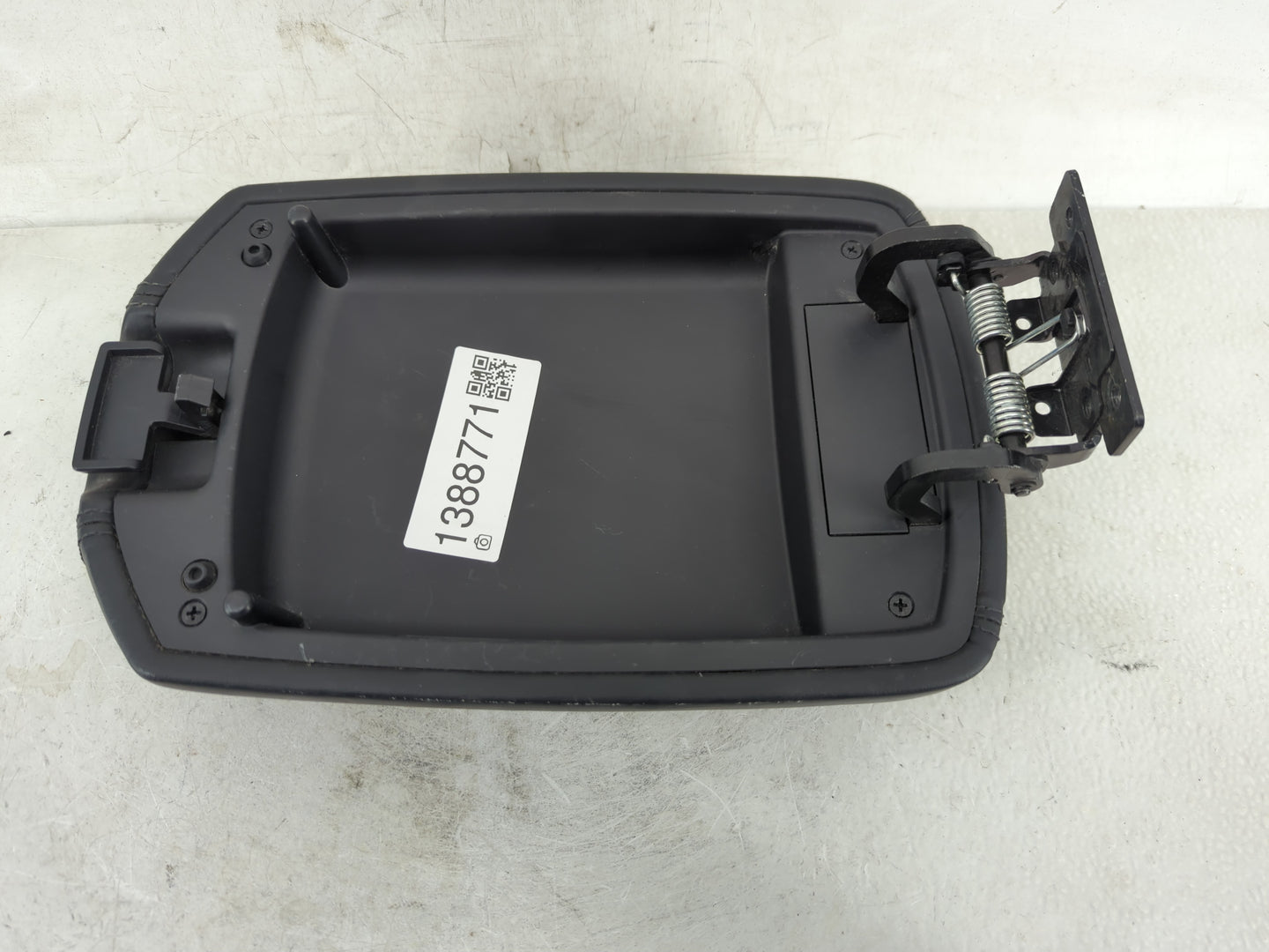 2013 Hyundai Genesis Center Console Armrest Cover Lid Fits OEM Used Auto Parts - Oemusedautoparts1.com