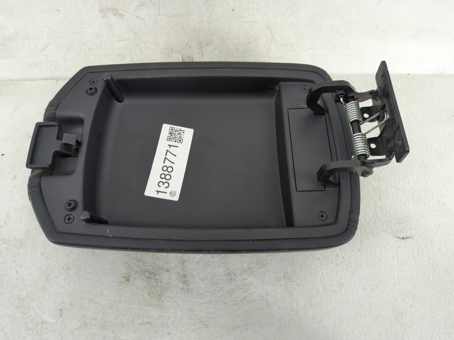 2013 Hyundai Genesis Center Console Armrest Cover Lid Fits OEM Used Auto Parts - Oemusedautoparts1.com
