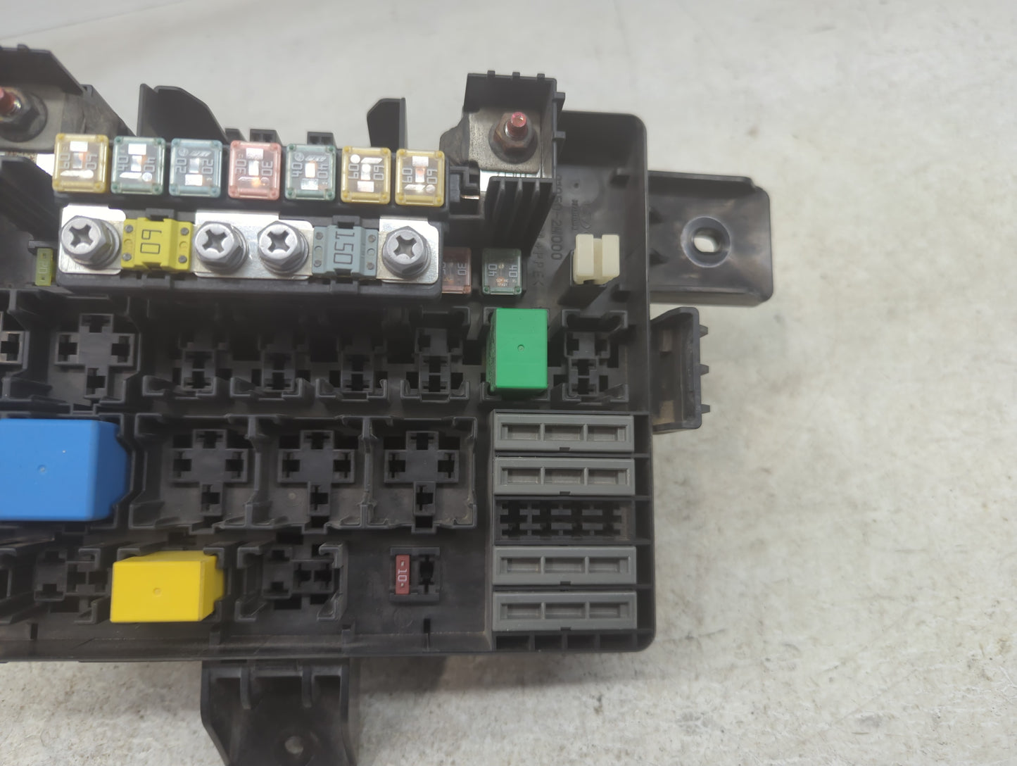 2013-2014 Hyundai Genesis Fusebox Fuse Box Panel Relay Module P/N:91950-2M230 N91264-2M901 Fits Fits 2013 2014 OEM Used Auto