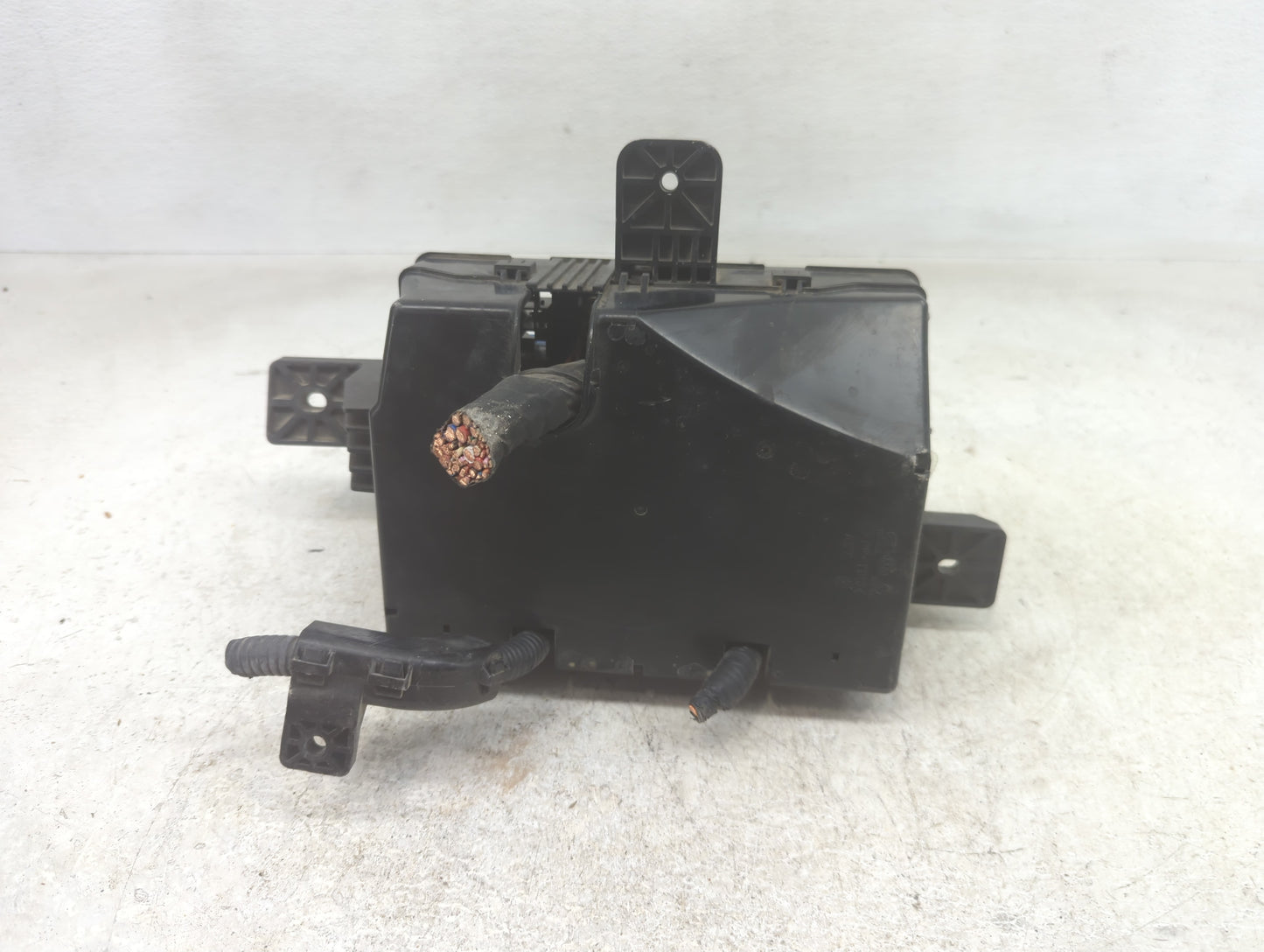 2013-2014 Hyundai Genesis Fusebox Fuse Box Panel Relay Module P/N:91950-2M230 N91264-2M901 Fits Fits 2013 2014 OEM Used Auto