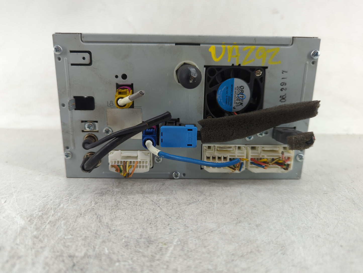 2013-2015 Hyundai Genesis Radio AM FM Cd Player Receiver Replacement P/N:96560-2M770YHG Fits Fits 2013 2014 2015 OEM Used Au