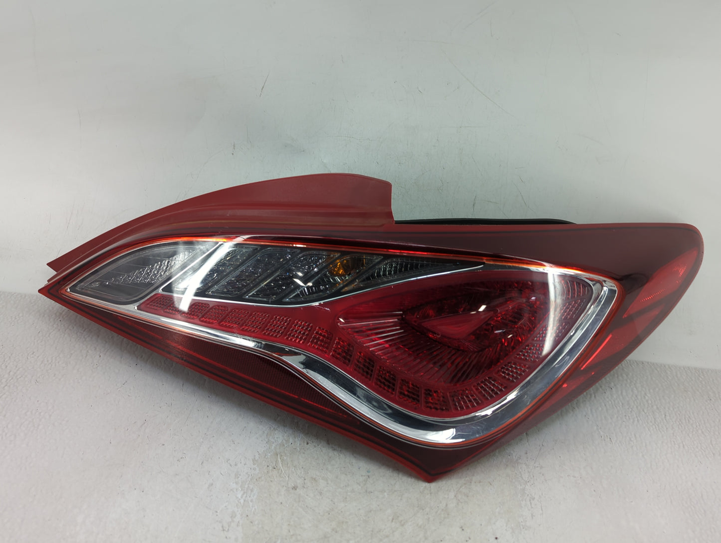 2013-2016 Hyundai Genesis Tail Light Assembly Passenger Right OEM Fits Fits 2013 2014 2015 2016 OEM Used Auto Parts - Oemuse
