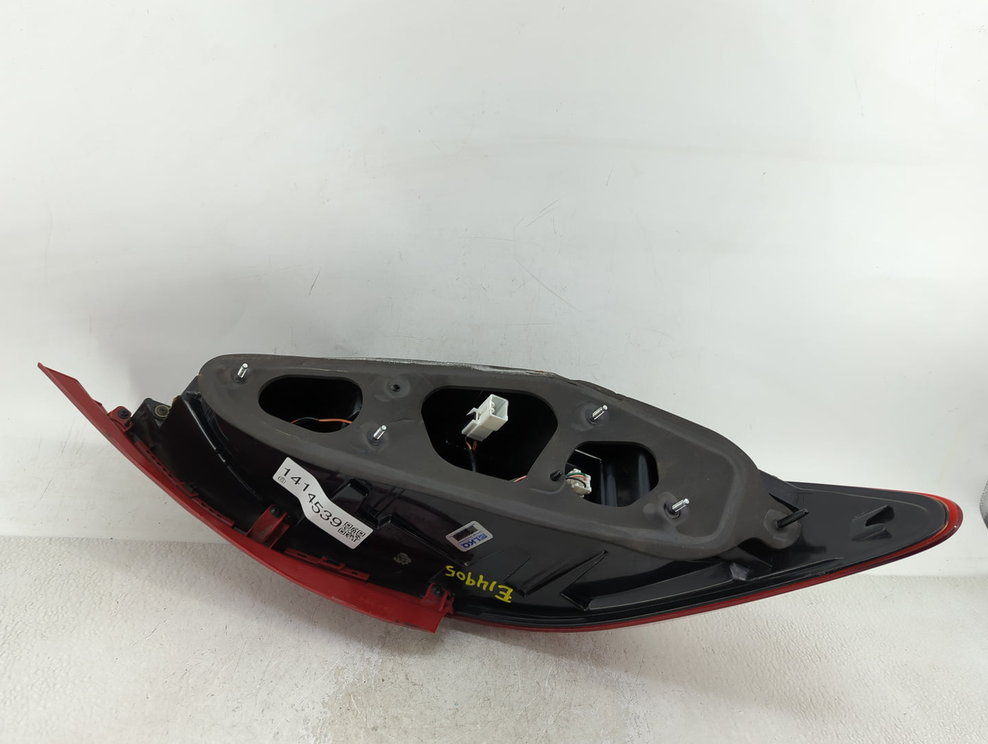 2013-2016 Hyundai Genesis Tail Light Assembly Passenger Right OEM Fits Fits 2013 2014 2015 2016 OEM Used Auto Parts - Oemuse
