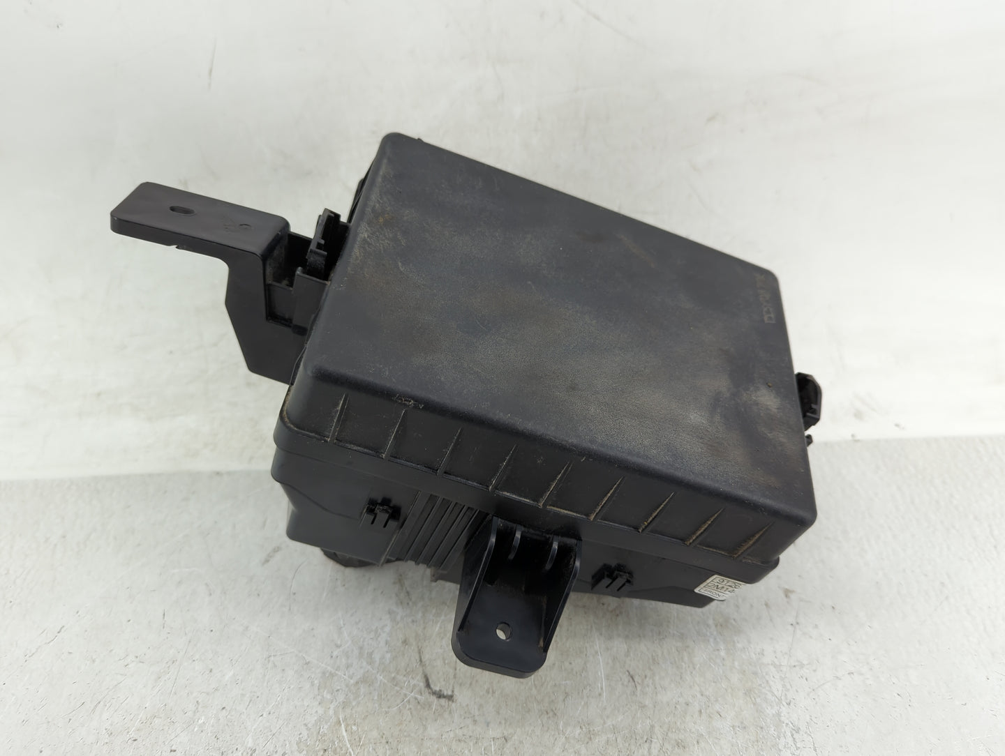 2013-2014 Hyundai Genesis Fusebox Fuse Box Panel Relay Module Fits Fits 2013 2014 OEM Used Auto Parts - Oemusedautoparts1.co