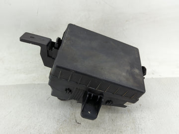 2013-2014 Hyundai Genesis Fusebox Fuse Box Panel Relay Module Fits Fits 2013 2014 OEM Used Auto Parts - Oemusedautoparts1.co