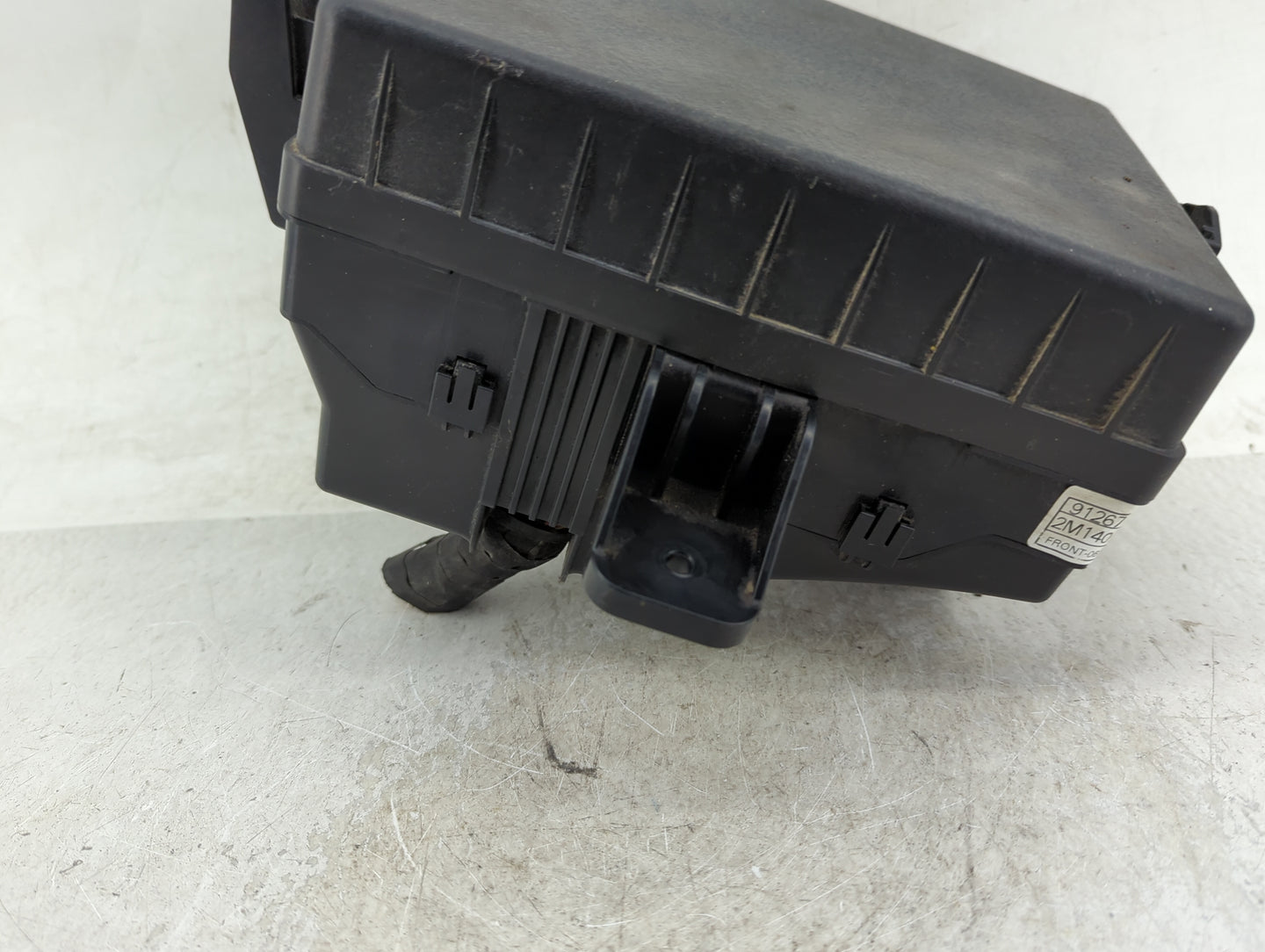 2013-2014 Hyundai Genesis Fusebox Fuse Box Panel Relay Module Fits Fits 2013 2014 OEM Used Auto Parts - Oemusedautoparts1.co