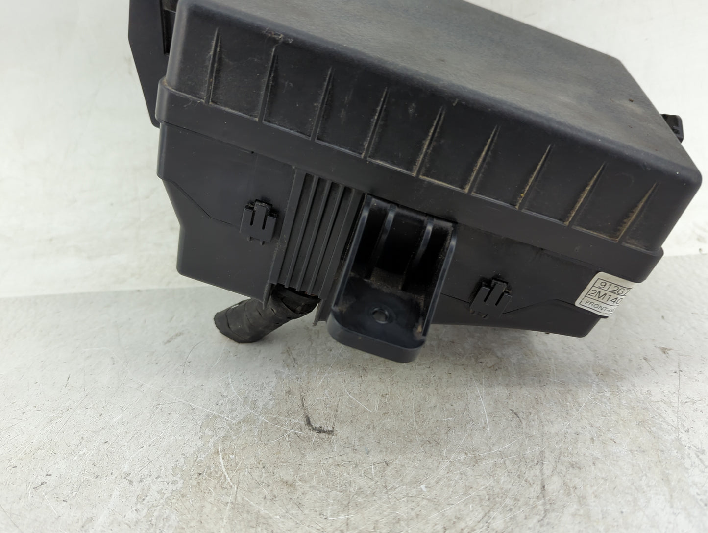 2013-2014 Hyundai Genesis Fusebox Fuse Box Panel Relay Module Fits Fits 2013 2014 OEM Used Auto Parts - Oemusedautoparts1.co