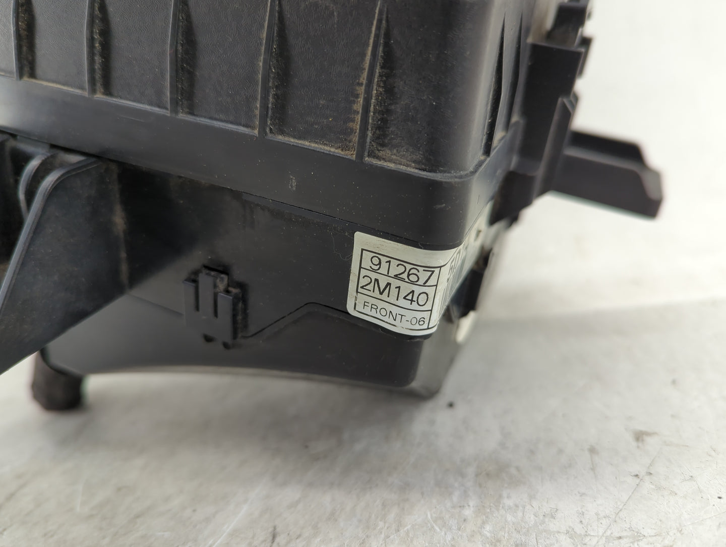 2013-2014 Hyundai Genesis Fusebox Fuse Box Panel Relay Module Fits Fits 2013 2014 OEM Used Auto Parts - Oemusedautoparts1.co
