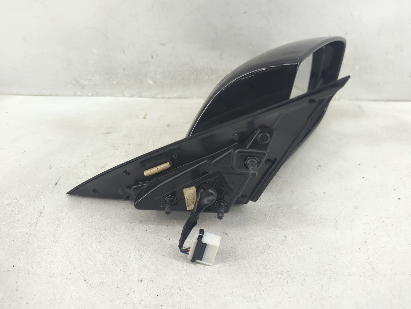 2009-2016 Hyundai Genesis Passenger Side View Mirror - Right Door Mirror OEM Used - Oemusedautoparts1.com