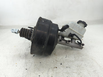 2009-2016 Hyundai Genesis Brake Master Cylinder - Oemusedautoparts1.com