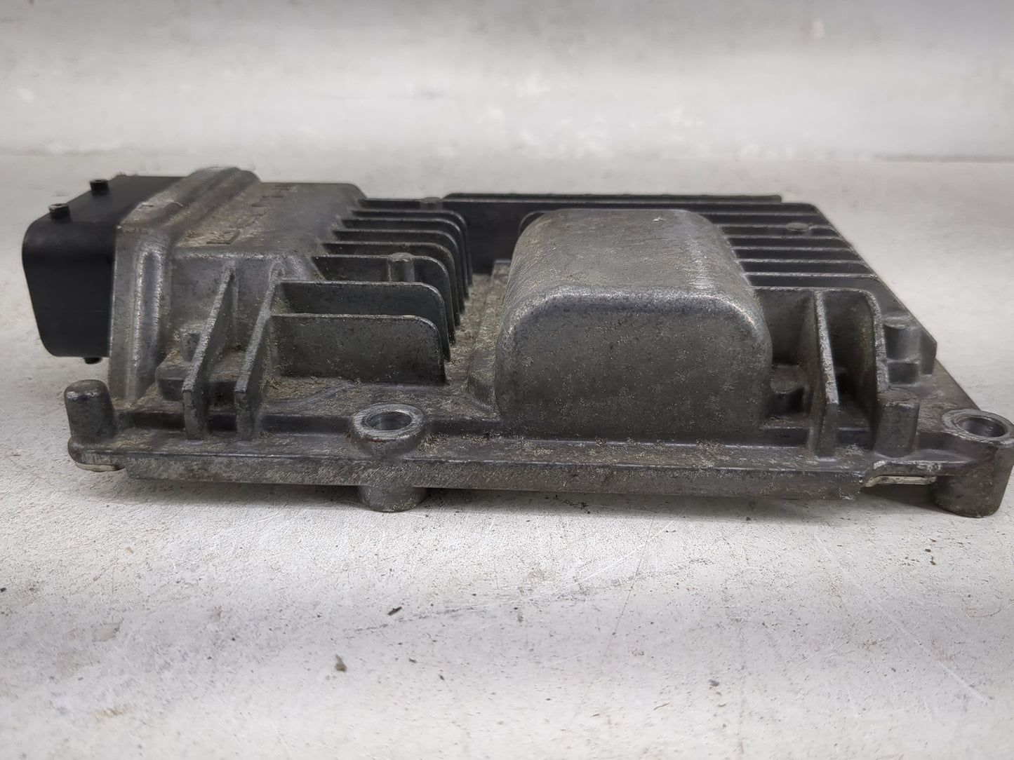 2013 Hyundai Genesis PCM Engine Control Computer ECU ECM PCU OEM P/N:39172-3C000 28361286 Fits OEM Used Auto Parts - Oemused