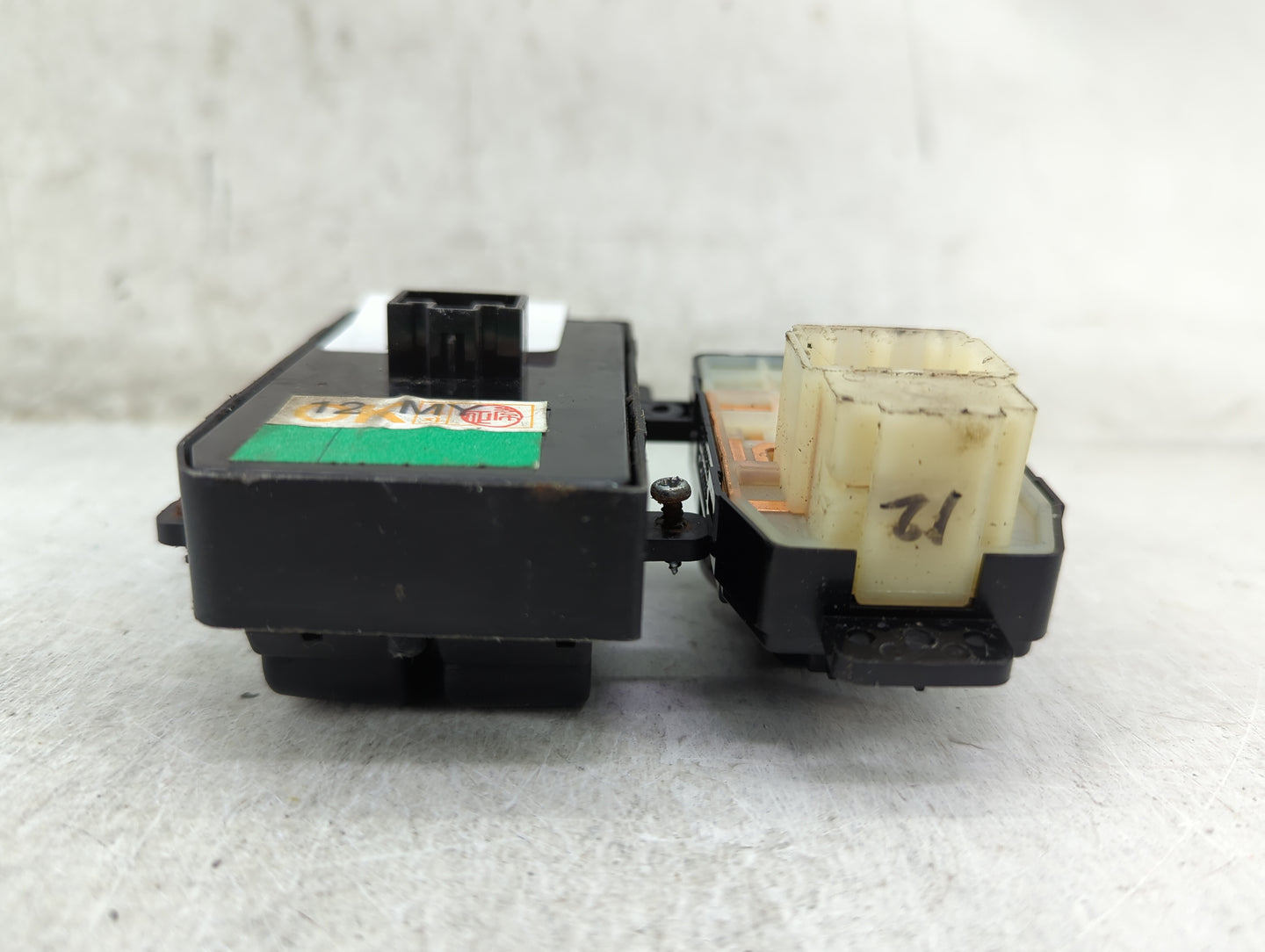 2013-2016 Hyundai Genesis Master Power Window Switch Replacement Driver Side Left Fits Fits 2013 2014 2015 2016 OEM Used Aut