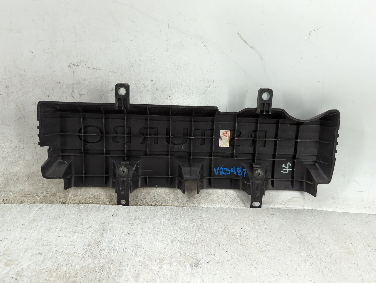 2013 Hyundai Genesis Engine Cover - Oemusedautoparts1.com