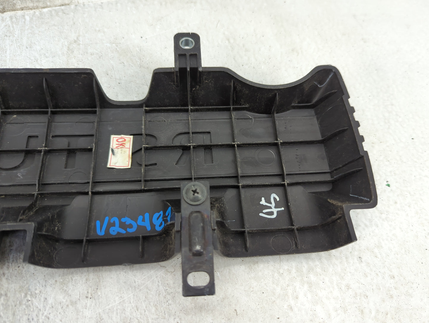 2013 Hyundai Genesis Engine Cover - Oemusedautoparts1.com