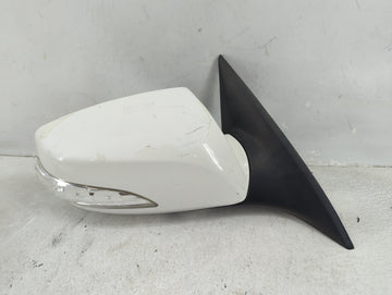 2009-2016 Hyundai Genesis Passenger Side View Mirror - Right Door Mirror OEM Used - Oemusedautoparts1.com