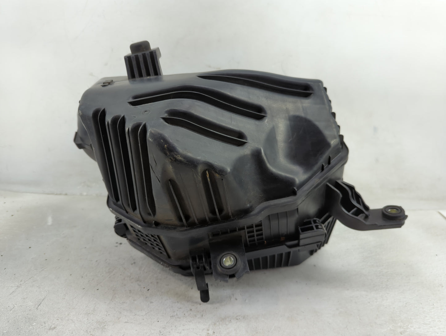 2013-2014 Hyundai Genesis Air Cleaner Intake-duct Hose Tube - Oemusedautoparts1.com
