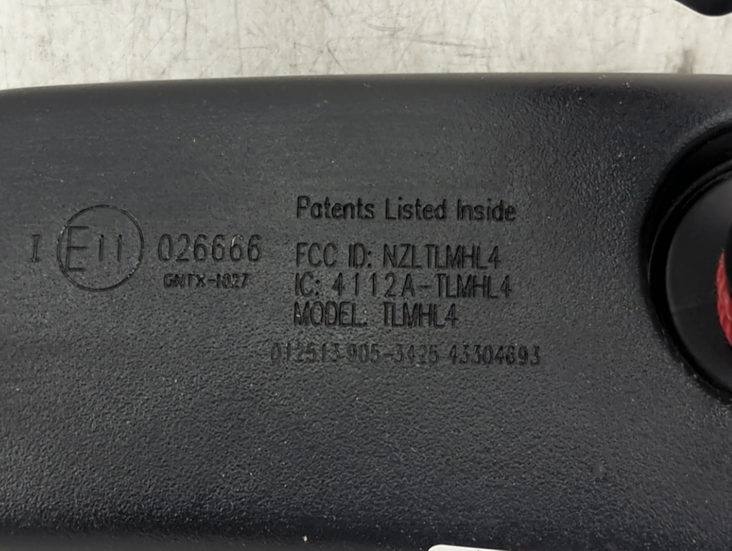 2013-2016 Hyundai Genesis Interior Rear View Mirror Replacement OEM P/N:E11026666 GNTX-1027 Fits OEM Used Auto Parts - Oemus