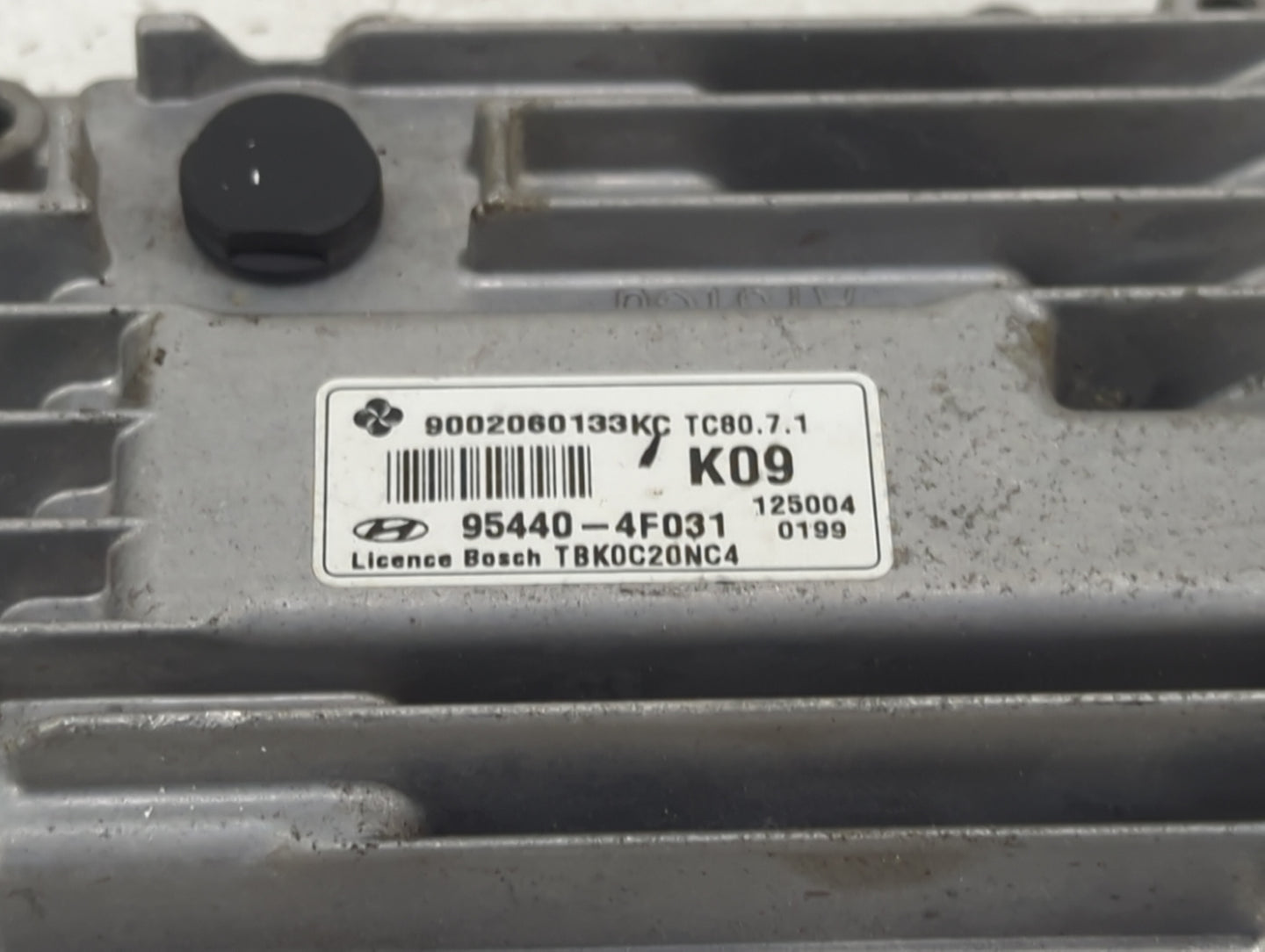 2013-2014 Hyundai Genesis PCM Engine Control Computer ECU ECM PCU OEM Fits Fits 2013 2014 OEM Used Auto Parts - Oemusedautop