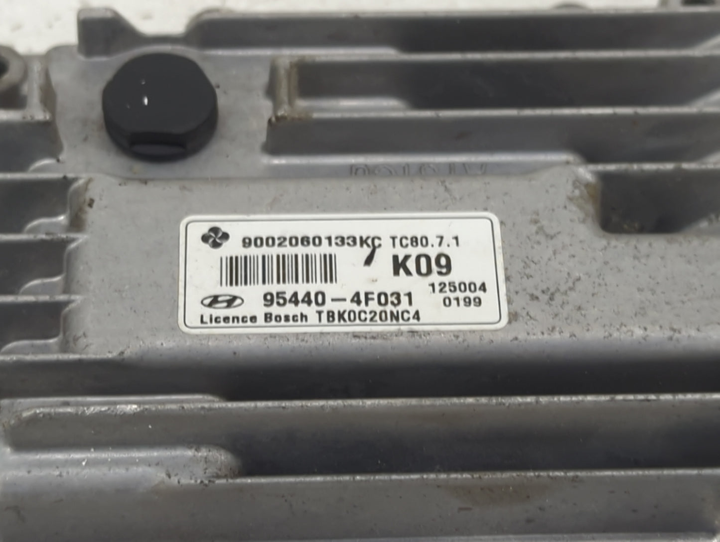 2013-2014 Hyundai Genesis PCM Engine Control Computer ECU ECM PCU OEM Fits Fits 2013 2014 OEM Used Auto Parts - Oemusedautop