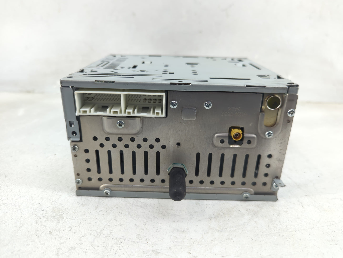2013 Hyundai Genesis Radio AM FM Cd Player Receiver Replacement P/N:961802M117YHG AC1B0DKAN, TQ8-AC1B0DKAN Fits OEM Used Aut