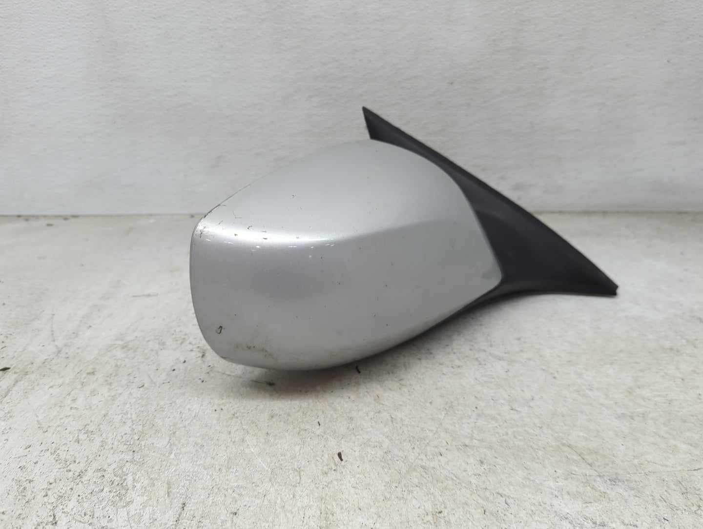 2009-2016 Hyundai Genesis Passenger Side View Mirror - Right Door Mirror OEM Used - Oemusedautoparts1.com
