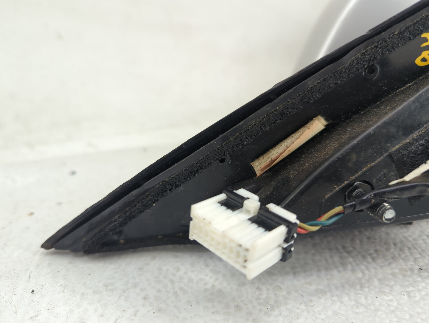 2009-2016 Hyundai Genesis Passenger Side View Mirror - Right Door Mirror OEM Used - Oemusedautoparts1.com