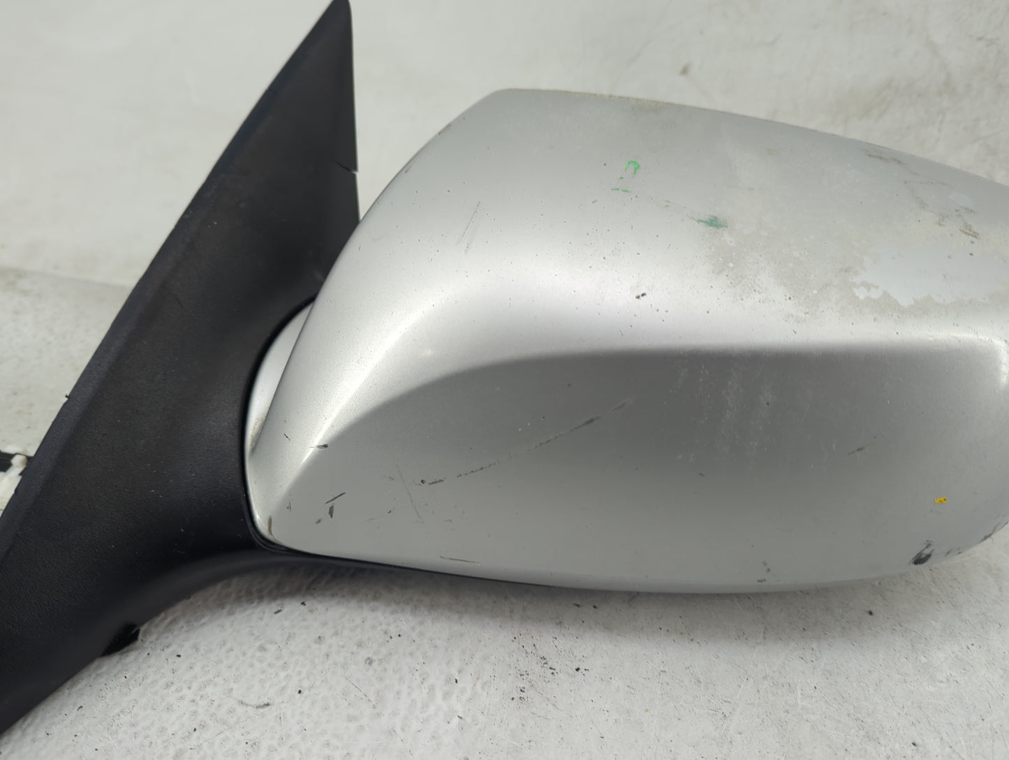 2009-2016 Hyundai Genesis Driver Side View Mirror - Left Door Mirror OEM Used - Oemusedautoparts1.com